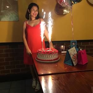 Meet your Posher, Caytlyn